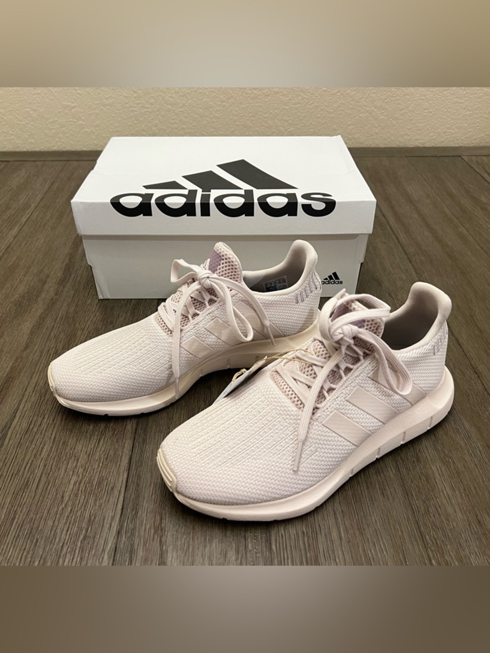 Adidas Swift Run 1.0